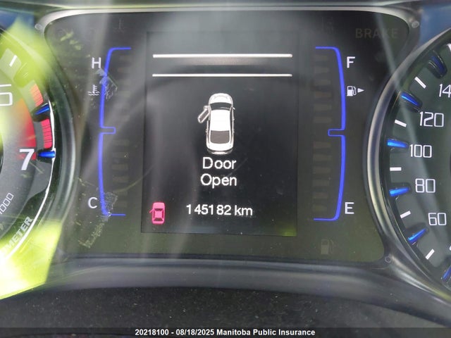 1C3CCCBB4FN702083 Chrysler 200