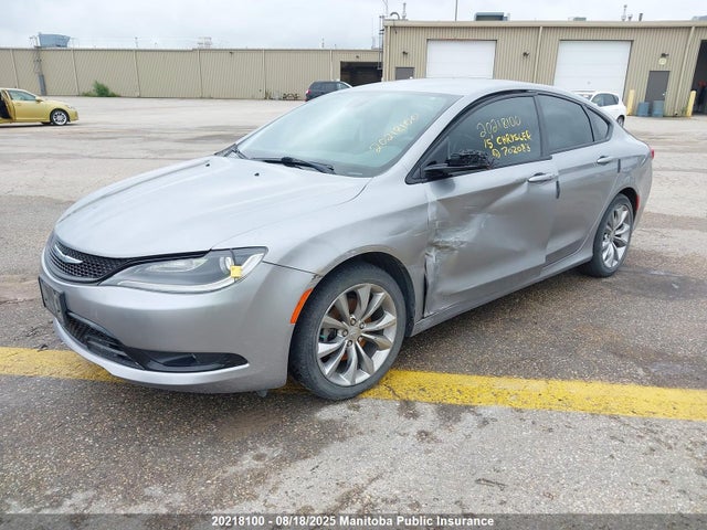 1C3CCCBB4FN702083 Chrysler 200