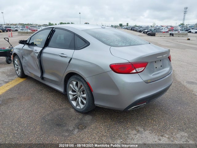 1C3CCCBB4FN702083 Chrysler 200