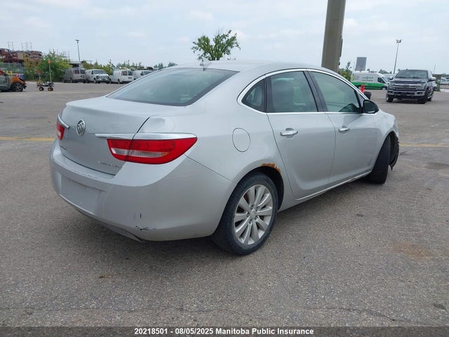 1G4PN5SK3E4116736 Buick lea