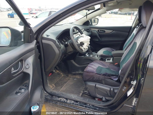 JN1BJ1CR1KW343604 Nissan 2019