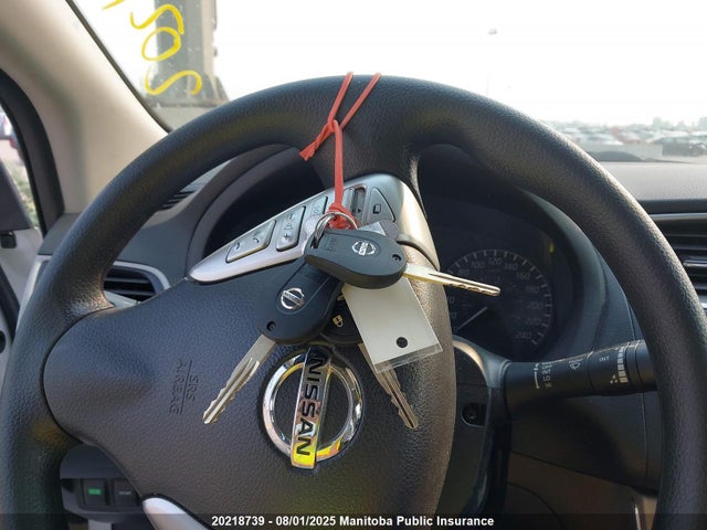 3N1AB7AP7FL639574 Nissan 2015