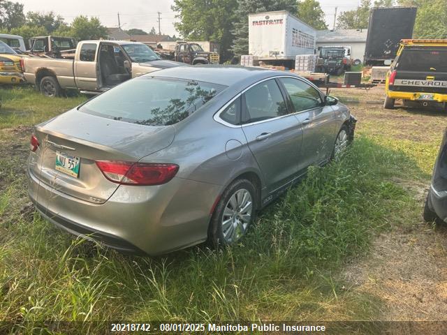 1C3CCCFB5FN727262 Chrysler 2015
