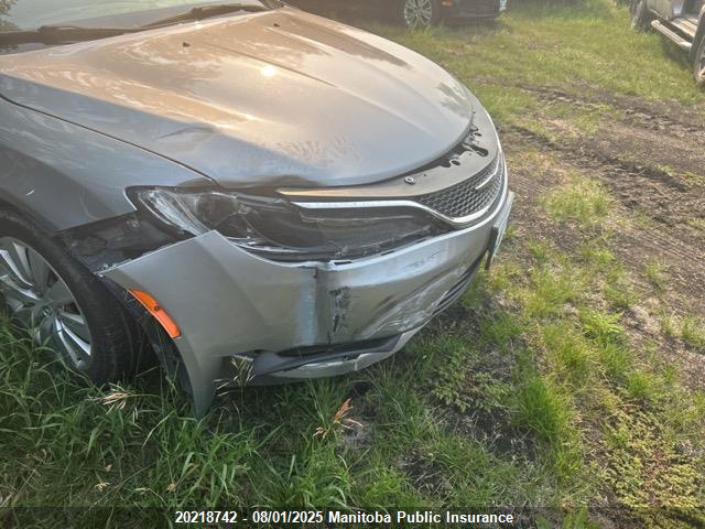 1C3CCCFB5FN727262 Chrysler 2015