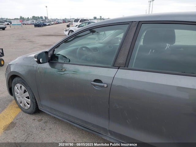 Продаж на аукціоні авто 2014 Volkswagen Jetta 2.0, vin: 3VW2K7AJ3EM361002, номер лоту: 20218780