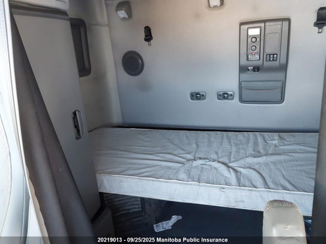 Volvo d13 2020 4V4NC9EH1LN221957 Image 5
