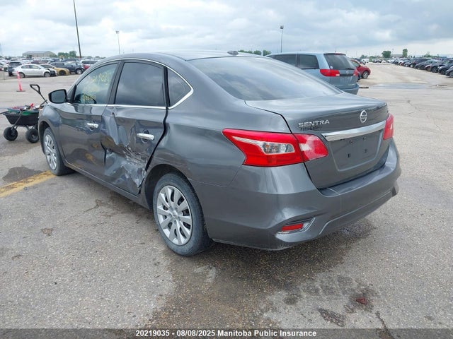Продажа на аукционе авто 2017 Nissan Sentra 1.8 S, vin: 3N1AB7AP2HL667611, номер лота: 20219035