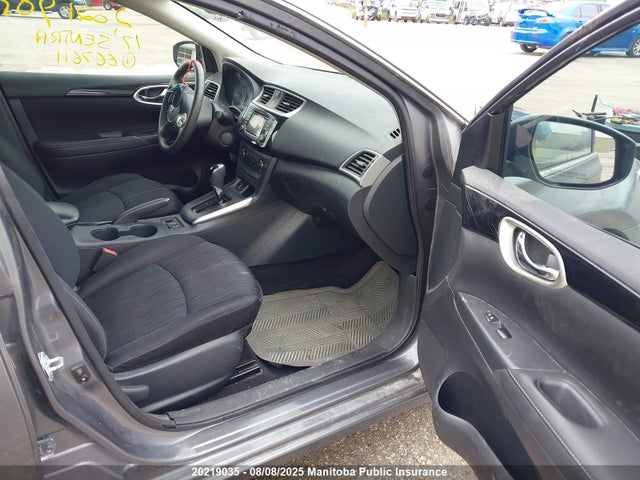 Продажа на аукционе авто 2017 Nissan Sentra 1.8 S, vin: 3N1AB7AP2HL667611, номер лота: 20219035