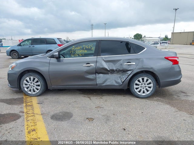 Продажа на аукционе авто 2017 Nissan Sentra 1.8 S, vin: 3N1AB7AP2HL667611, номер лота: 20219035