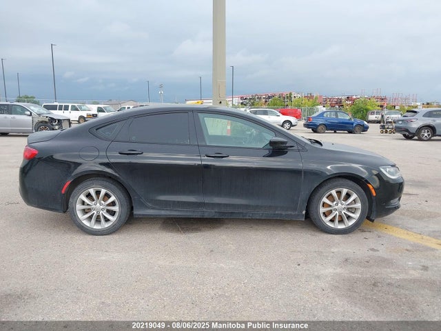 1C3CCCBB3FN522092 Chrysler 2015
