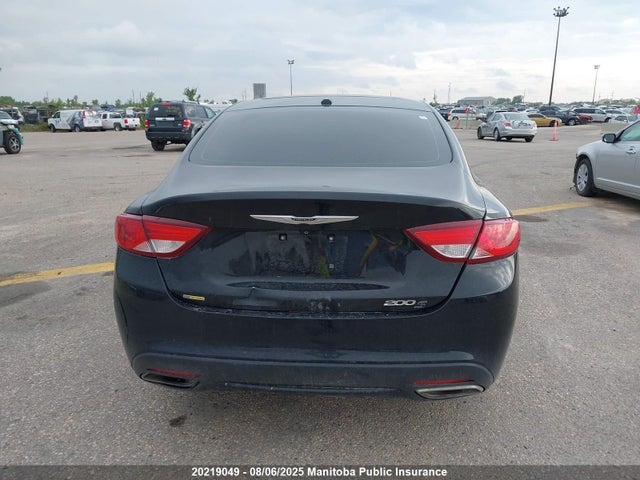 1C3CCCBB3FN522092 Chrysler 2015