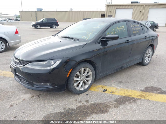 1C3CCCBB3FN522092 Chrysler 2015