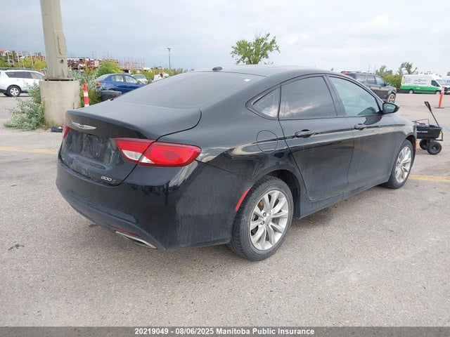1C3CCCBB3FN522092 Chrysler 2015