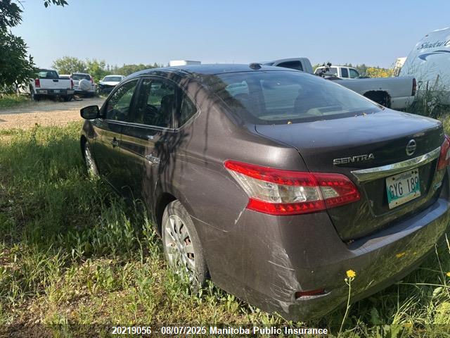 3N1AB7AP5EL655531 Nissan 2014