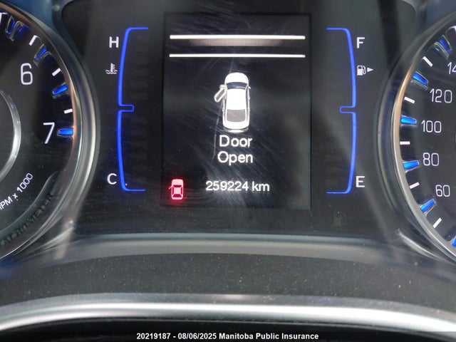 1C3CCCFB9FN735333 Chrysler 2015