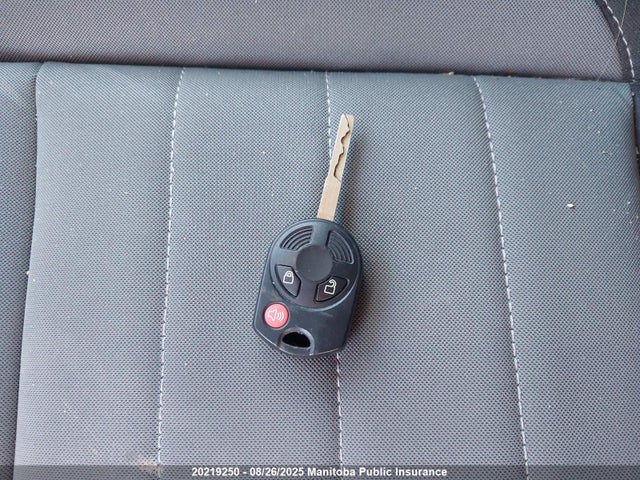 1FMCU9GX9GUB64001 Ford Escape