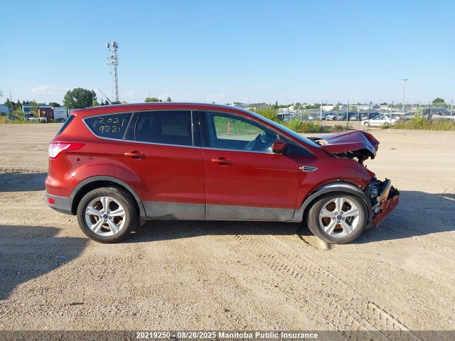 1FMCU9GX9GUB64001 Ford Escape