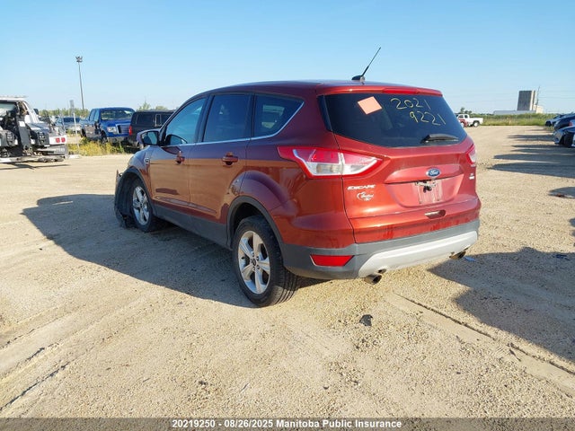 1FMCU9GX9GUB64001 Ford Escape