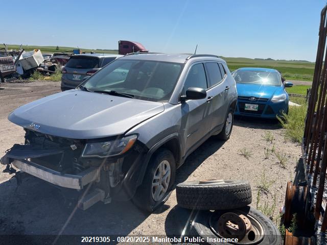 3C4NJDAB0KT766813 Jeep Compass
