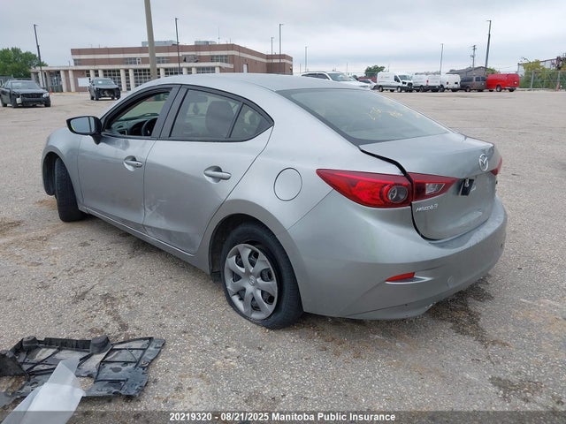 JM1BM1U72E1138344 Mazda pe