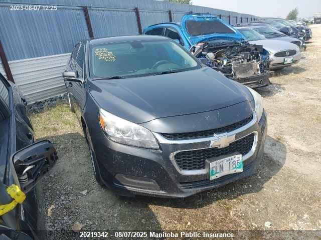 Chevrolet lkw 2015 1G11C5SL8FF125052 Image 2