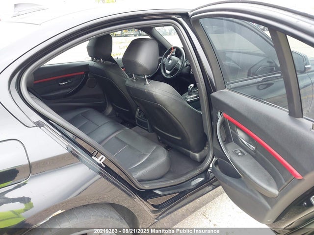 WBA8E3G57GNU04446 BMW 328I