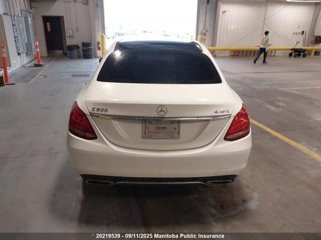Mercedes Benz c-class 2015 55SWF4KB0FU002452 Image 17