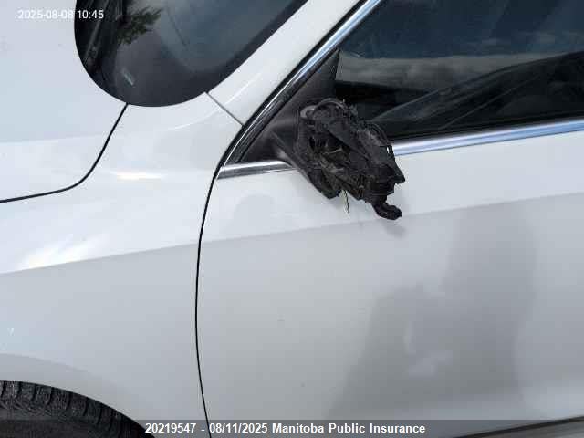 1VWCS7A32GC057847 Volkswagen 2016