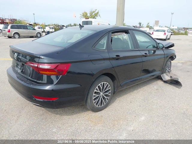 3VWE57BU5KM221543 Volkswagen 1.8 tsi