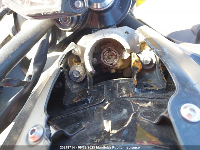 Kawasaki Z900 2017 JKAZR2A12HDA14838 Image 14