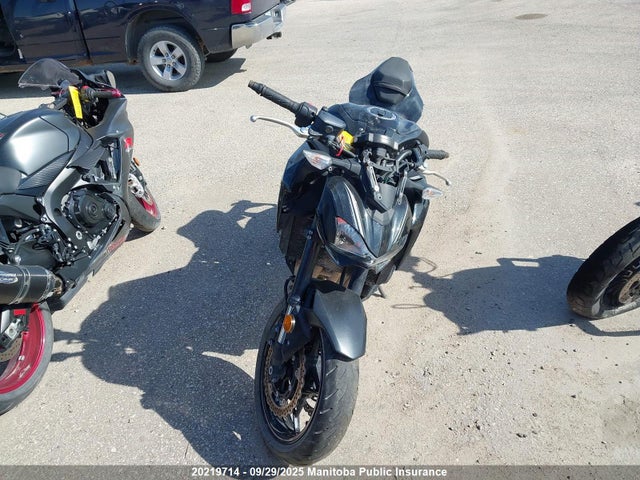 Kawasaki Z900 2017 JKAZR2A12HDA14838 Image 5