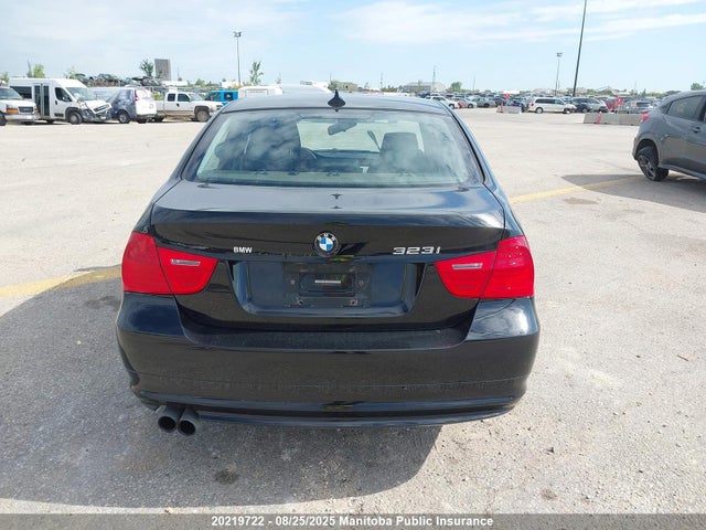 20219722 :رقم المزاد ، WBAPG73509A641275 vin ، 2009 Bmw 323i مزاد بيع