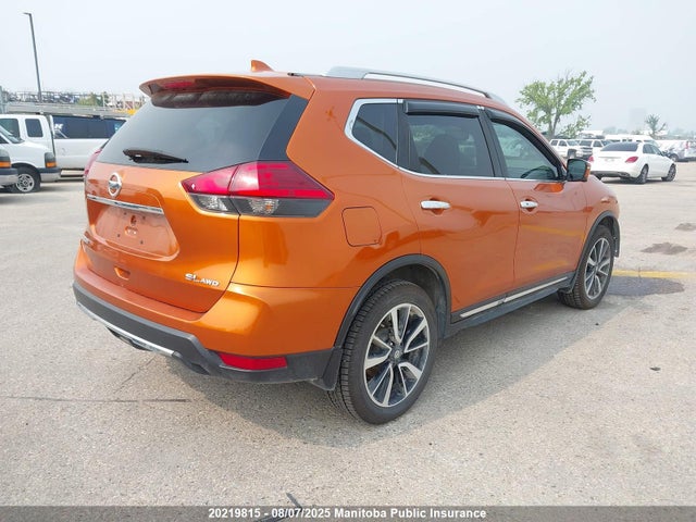 5N1AT2MV5HC831660 Nissan 2017