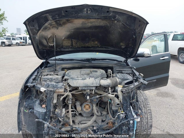 1C4RJFBG9KC625810 Jeep Grand Cherokee