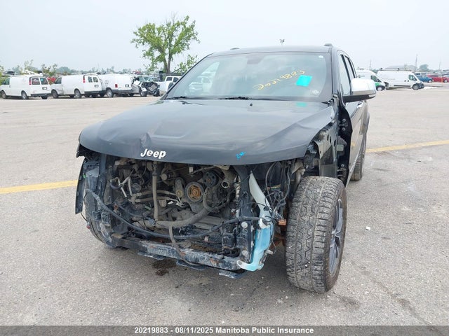 1C4RJFBG9KC625810 Jeep Grand Cherokee