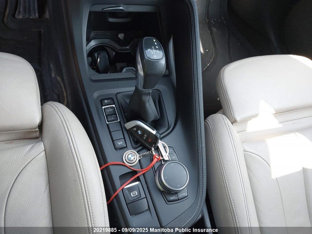 WBXHT3C33H5F76462 BMW X1
