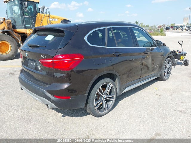 WBXHT3C33H5F76462 BMW X1