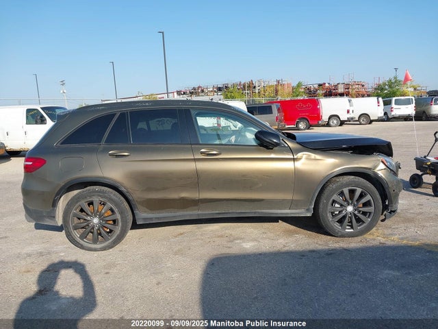 WDC0G4KB7GF112815 Mercedes Benz m274