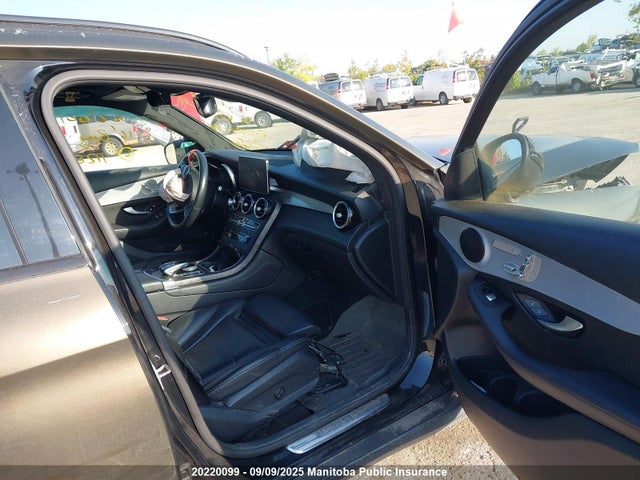 WDC0G4KB7GF112815 Mercedes Benz m274