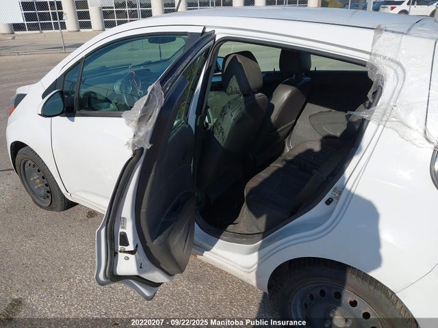 Chevrolet ll0 2014 KL8CB6S94EC445894 Image 7