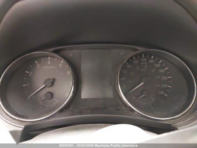 JN1BJ1CR4HW103021 Nissan Qashqai Sv