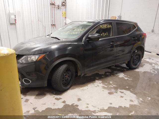 JN1BJ1CR4HW103021 Nissan Qashqai Sv