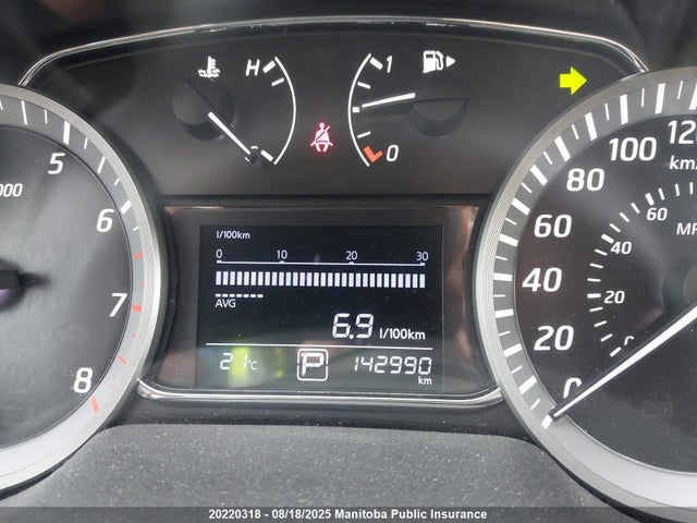 2013 Nissan Sentra 1.8 Sv მანქანა იყიდება აუქციონზე, vin: 3N1AB7AP9DL772527, აუქციონის ნომერი: 20220318