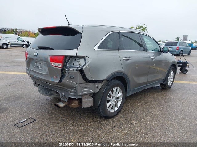 5XYPGDA34HG223626 KIA Sorento