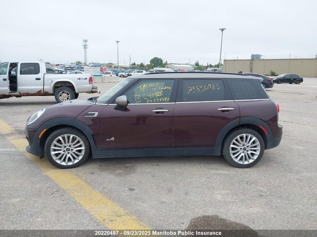 Mini Clubman 2017 WMWLU1C57H2C41925 Image 14
