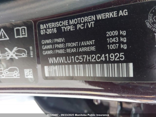 Mini Clubman 2017 WMWLU1C57H2C41925 Image 9