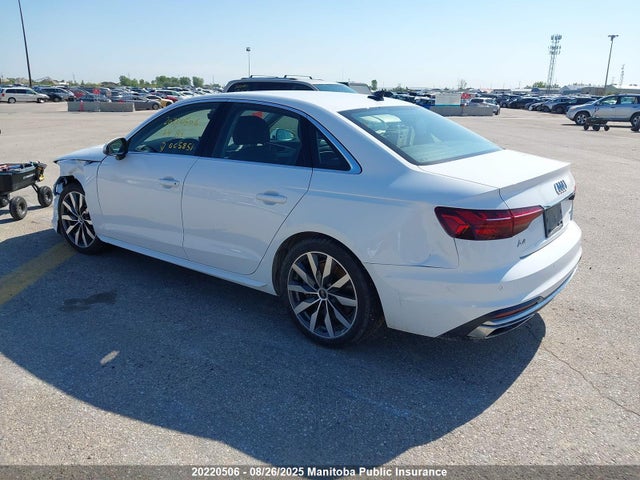 Audi 40 tfsi 2024 WAUAAAF48RN005851 Image 3