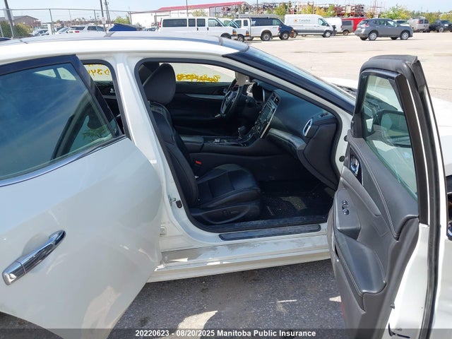 1N4AA6AP9HC410344 Nissan 2017