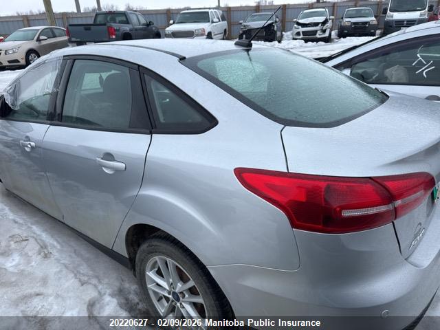1FADP3F29GL353133 Ford FOCUS SE