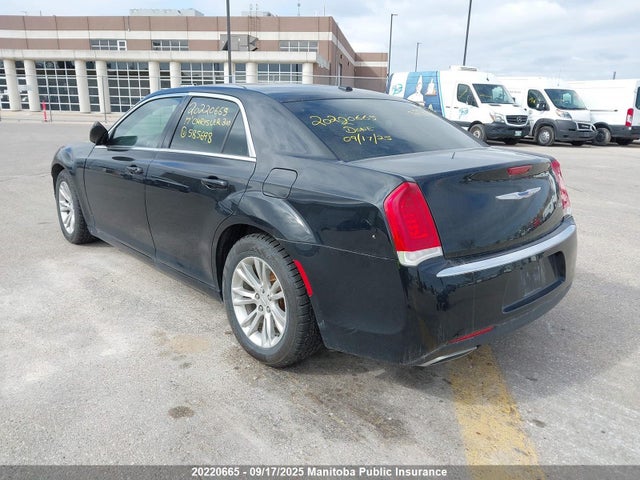 2C3CCAAG6HH585698 Chrysler 300